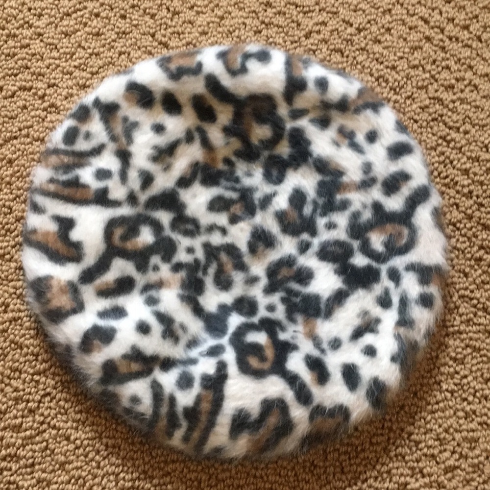 Angora leopard beret from anthropologie